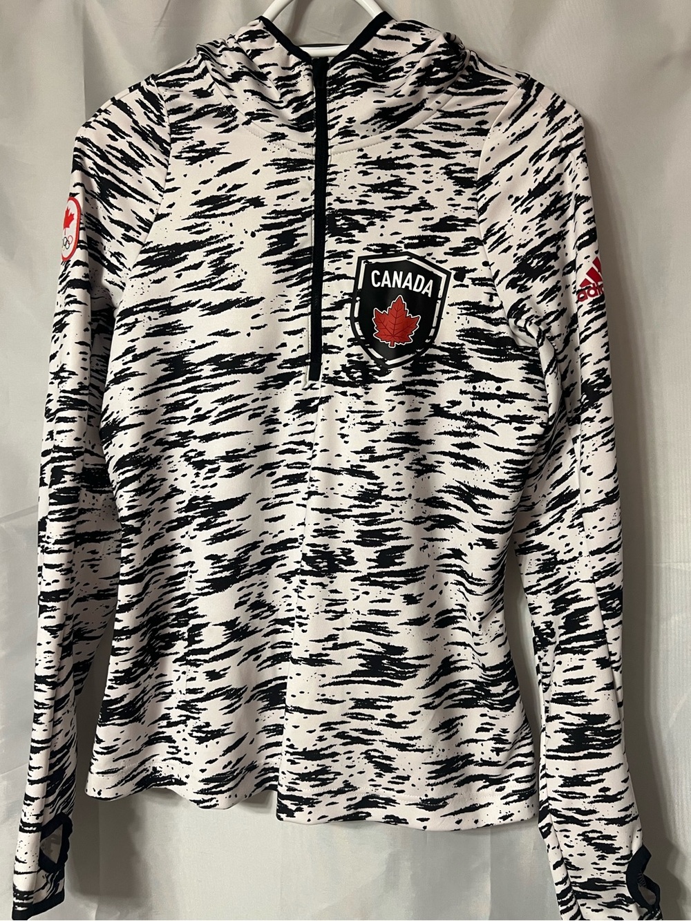 Canada Athletic Women's Black & White Hooded Quarter-Zip Top Large